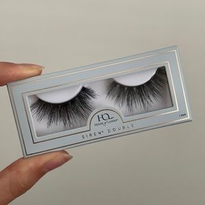 Brand new House of Lashes Siren Double